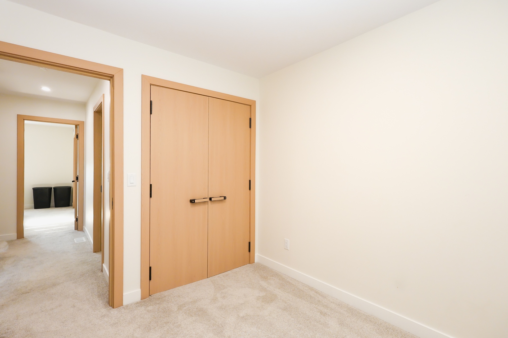 1615 Richardson Road #175 — bedroom with double-door closet and hallway view